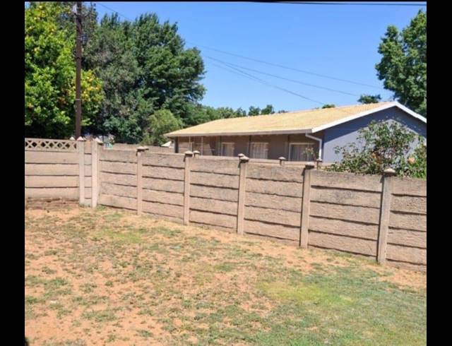 3 BEDROOM HOUSE FOR SALE IN SASOLBURG EXT 1